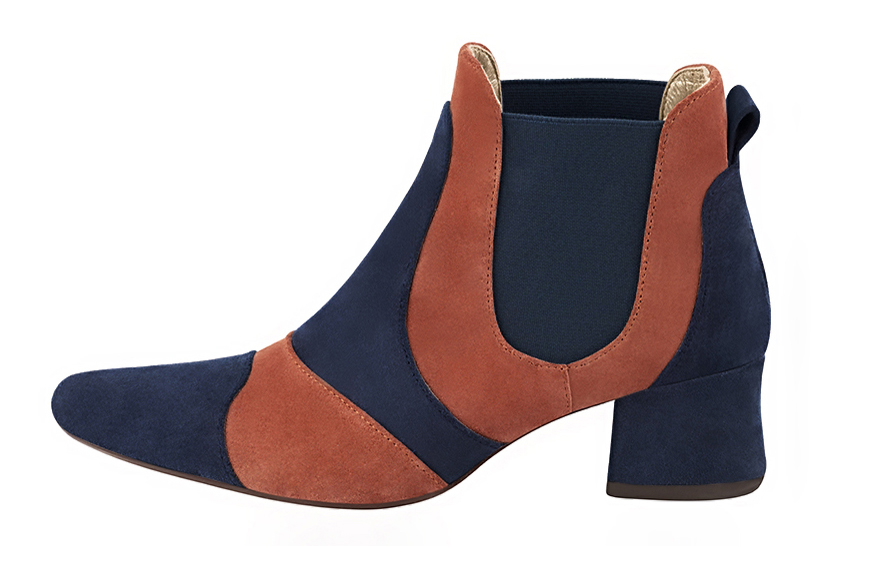 Navy blue and terracotta orange women's ankle boots, with elastics. Round toe. Low flare heels. Profile view - Florence KOOIJMAN